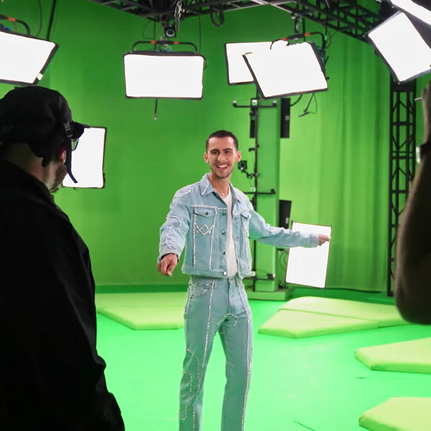 NYFW Christian Cowan Hologram